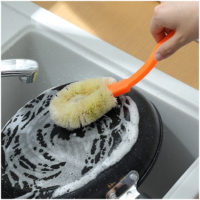 Biglotstore Kitchen Dish Brush With Plastic Handle - Image 2